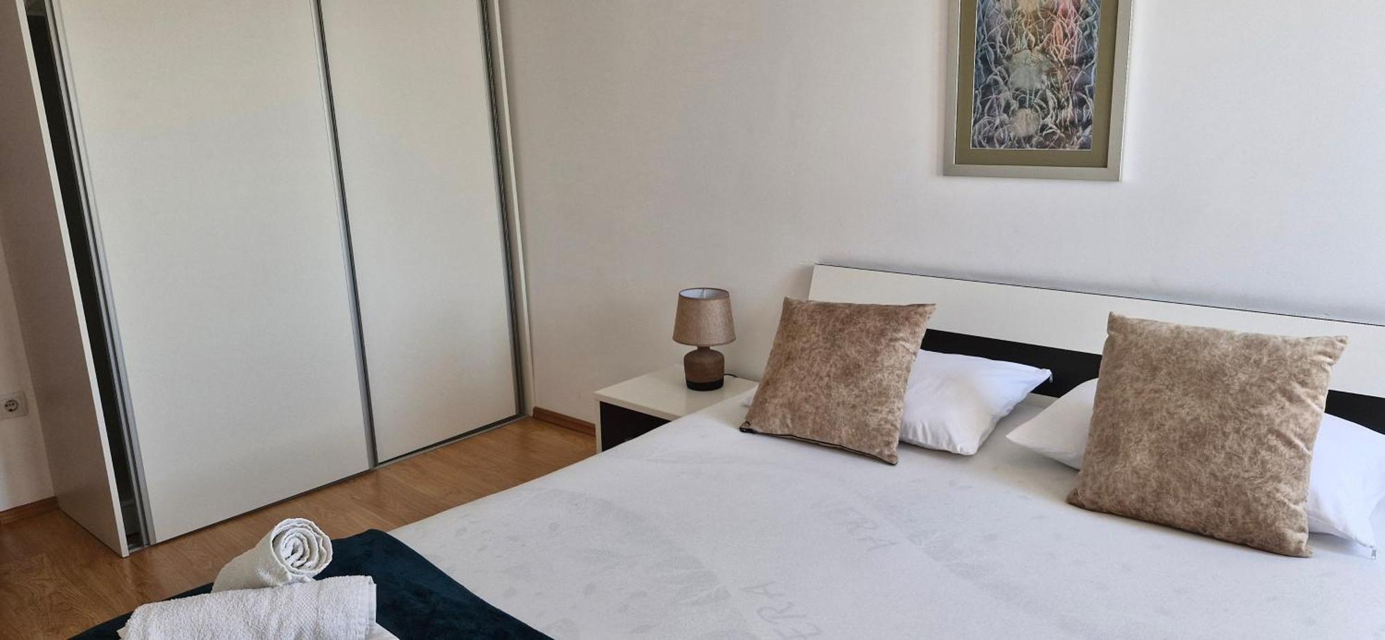 Chic Apartment In The City Center By The Sea Tivat Eksteriør billede